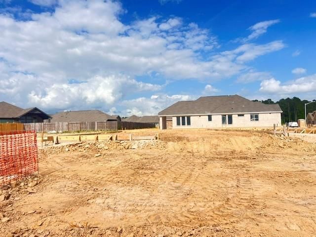 406 Rugged Rock Lane, New Caney, TX 77357