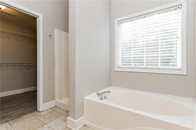 4017 River Garden Circle, Covington, GA 30016