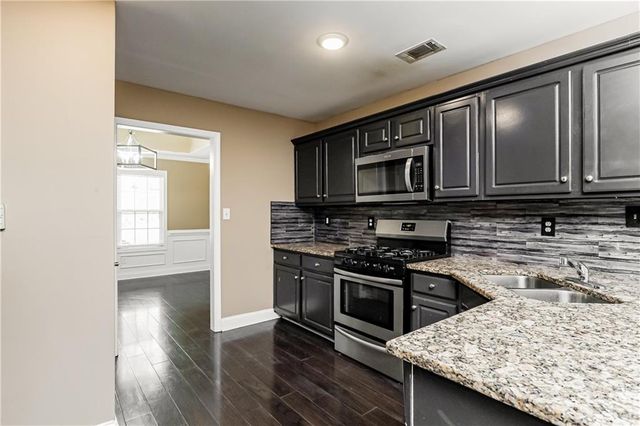 4017 River Garden Circle, Covington, GA 30016