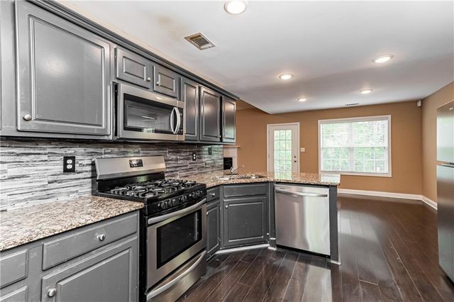 4017 River Garden Circle, Covington, GA 30016