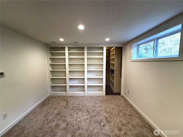 2604 Vining Place, Bellingham, WA 98226