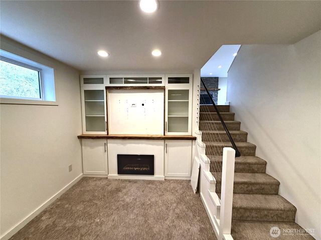 2604 Vining Place, Bellingham, WA 98226