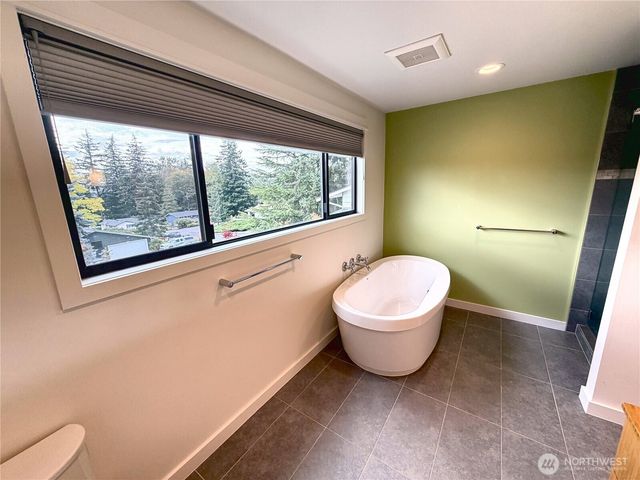 2604 Vining Place, Bellingham, WA 98226