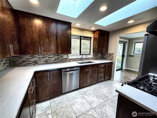 2604 Vining Place, Bellingham, WA 98226