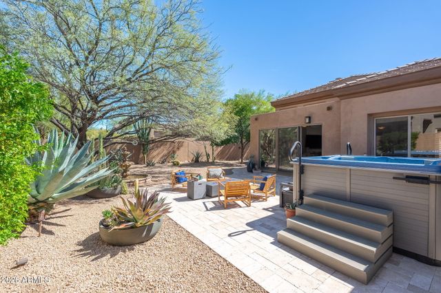 6852 E WHISPERING MESQUITE Trail, Scottsdale, AZ 85266