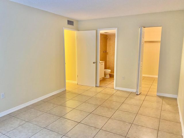 405 Executive Center Drive 208, West Palm Beach, FL 33401