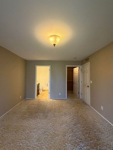 5872 Pine Aires Drive, Sterling Heights, MI 48314