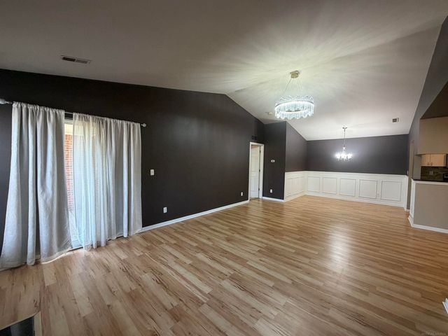 5872 Pine Aires Drive, Sterling Heights, MI 48314