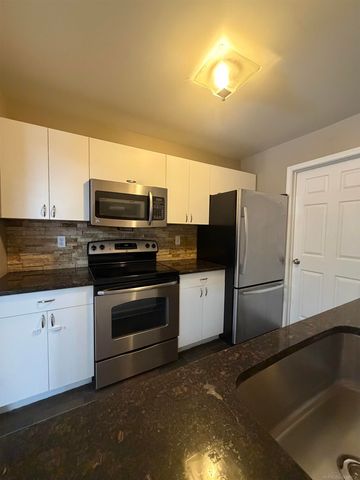 5872 Pine Aires Drive, Sterling Heights, MI 48314