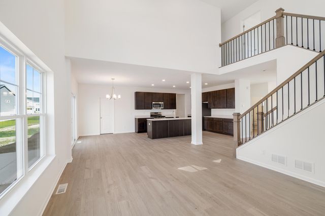 6764 Starling Drive, Schererville, IN 46375