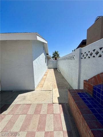 4012 Via Vaquero Avenue, Las Vegas, NV 89102