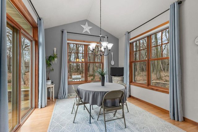 4231 WESTVIEW LANE, Oshkosh, WI 54904