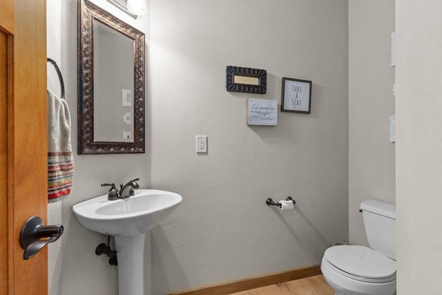 4231 WESTVIEW LANE, Oshkosh, WI 54904