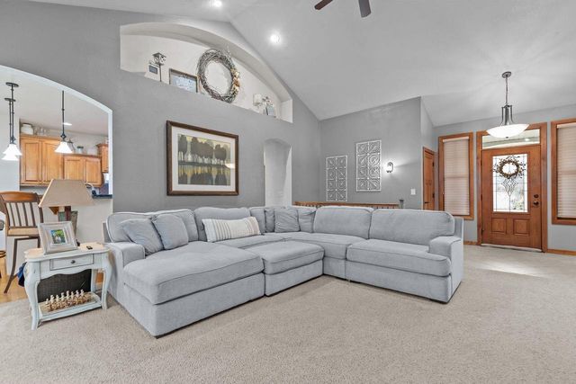 4231 WESTVIEW LANE, Oshkosh, WI 54904