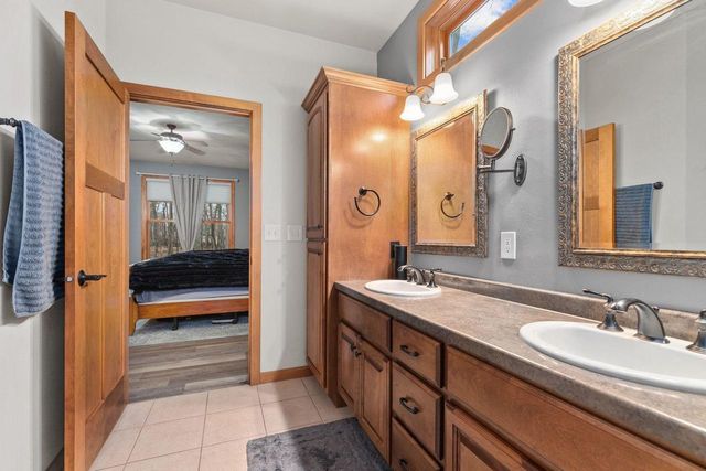 4231 WESTVIEW LANE, Oshkosh, WI 54904