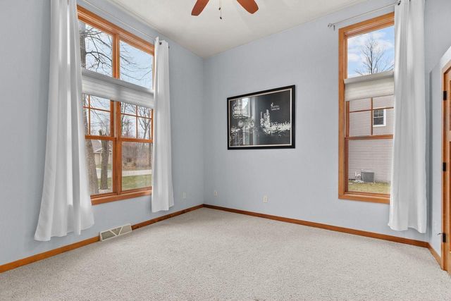 4231 WESTVIEW LANE, Oshkosh, WI 54904