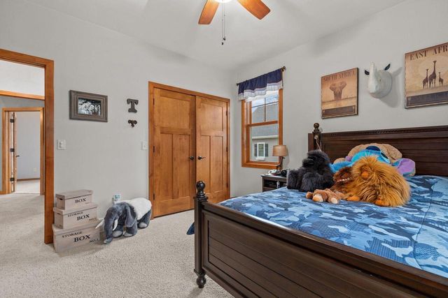 4231 WESTVIEW LANE, Oshkosh, WI 54904