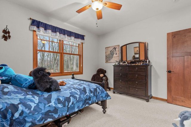 4231 WESTVIEW LANE, Oshkosh, WI 54904