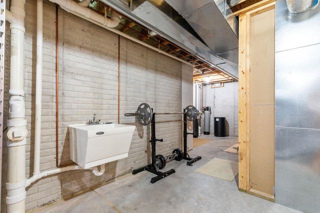 4231 WESTVIEW LANE, Oshkosh, WI 54904