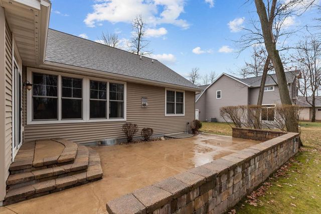 4231 WESTVIEW LANE, Oshkosh, WI 54904