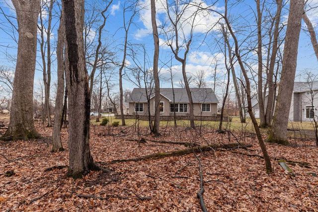 4231 WESTVIEW LANE, Oshkosh, WI 54904