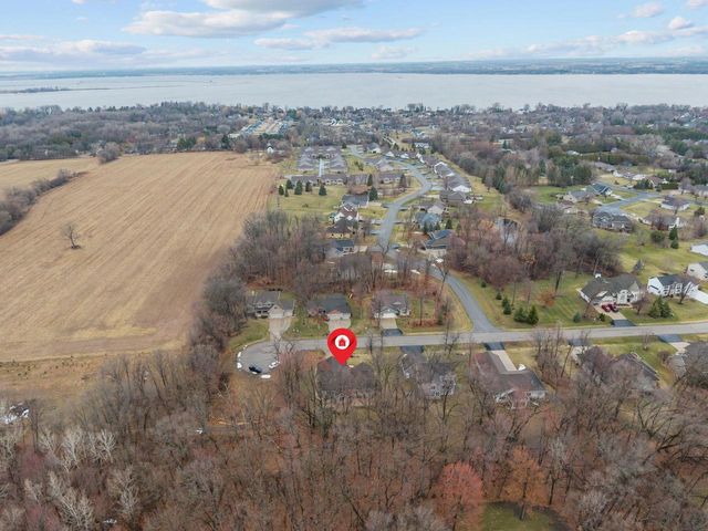 4231 WESTVIEW LANE, Oshkosh, WI 54904