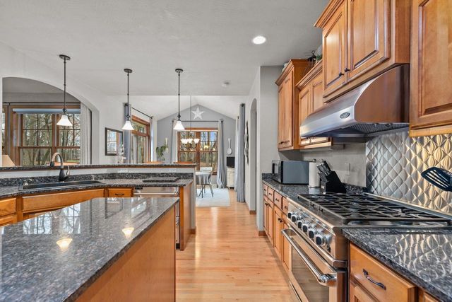 4231 WESTVIEW LANE, Oshkosh, WI 54904