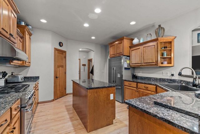 4231 WESTVIEW LANE, Oshkosh, WI 54904