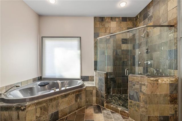 33 Cliftwood Drive, Atlanta, GA 30328