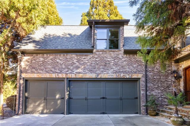 33 Cliftwood Drive, Atlanta, GA 30328