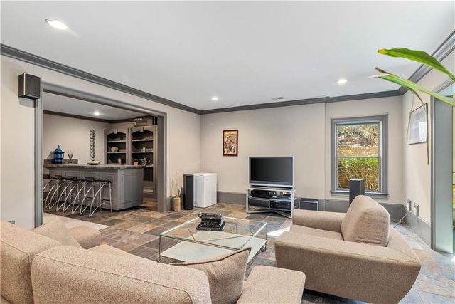 33 Cliftwood Drive, Atlanta, GA 30328