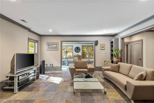 33 Cliftwood Drive, Atlanta, GA 30328