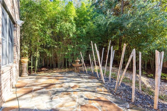33 Cliftwood Drive, Atlanta, GA 30328