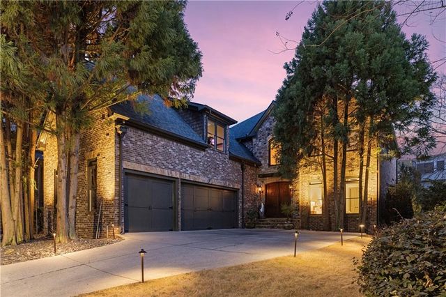33 Cliftwood Drive, Atlanta, GA 30328