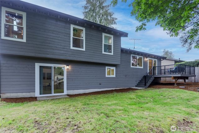 15524 SE 179th Street, Renton, WA 98058