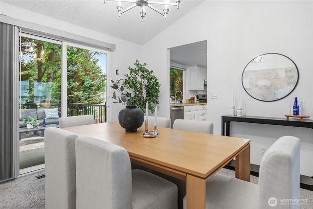 15524 SE 179th Street, Renton, WA 98058