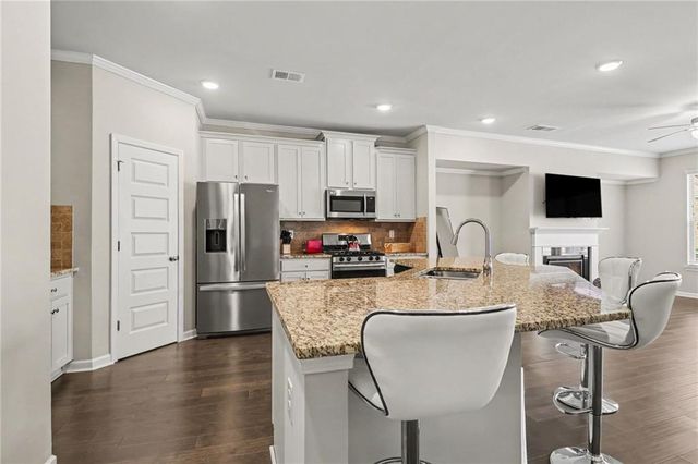 4270 Sunny Oak Lane, Norcross, GA 30071