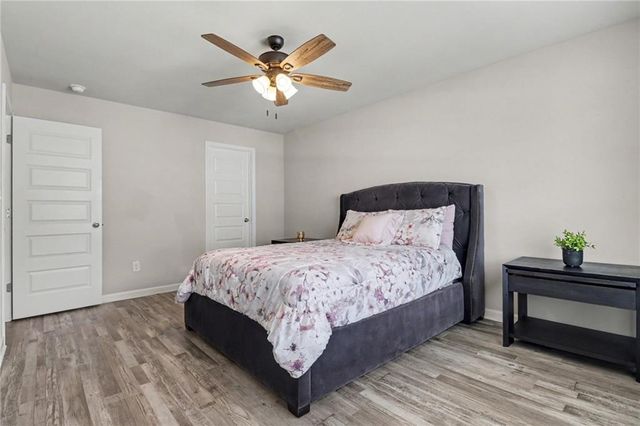 4270 Sunny Oak Lane, Norcross, GA 30071