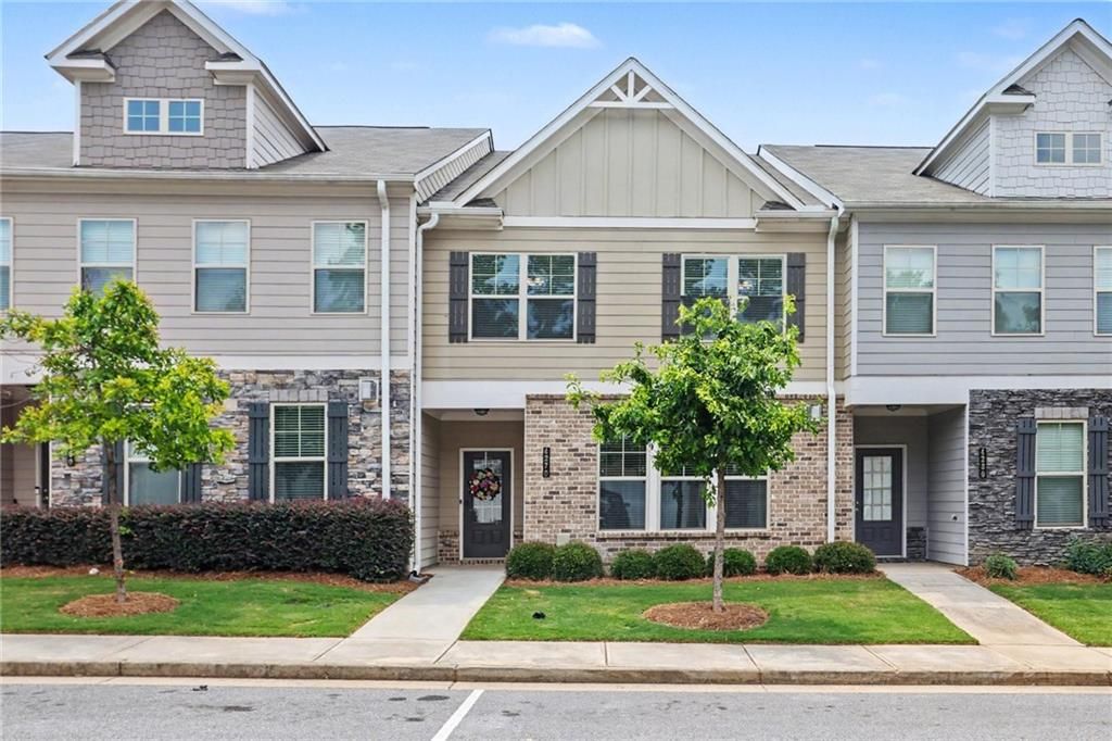 4270 Sunny Oak Lane, Norcross, GA 30071