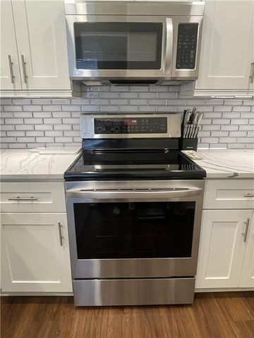 3777 Peachtree NE Road 832, Atlanta, GA 30319