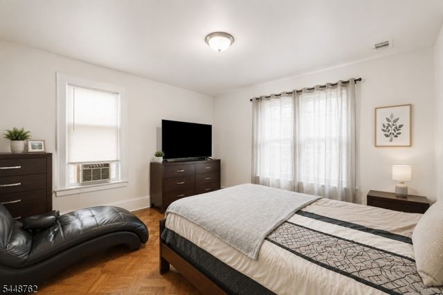 185 Grumman Ave, Newark City, NJ 07112