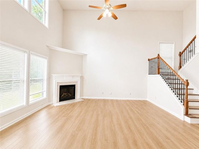 2252 Jasmine Glen Drive, Buford, GA 30519