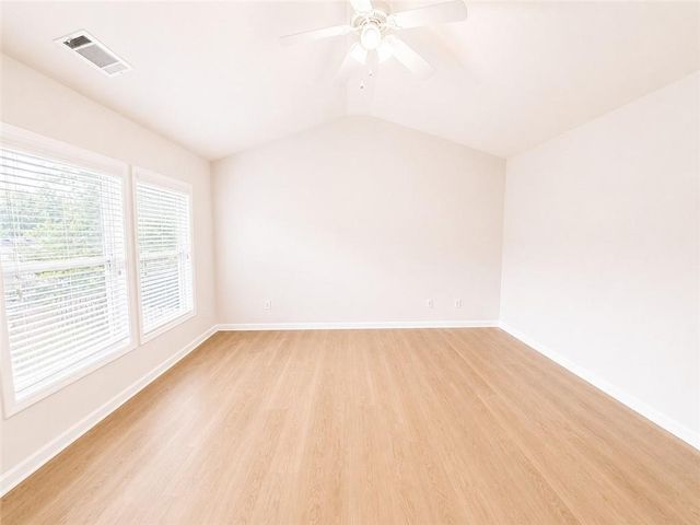 2252 Jasmine Glen Drive, Buford, GA 30519