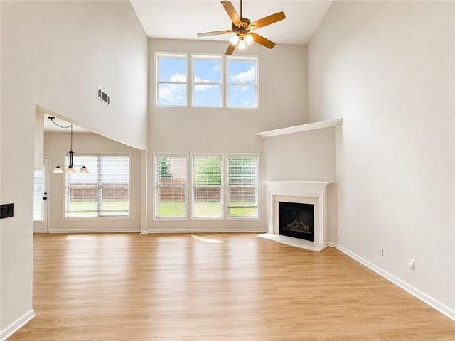 2252 Jasmine Glen Drive, Buford, GA 30519