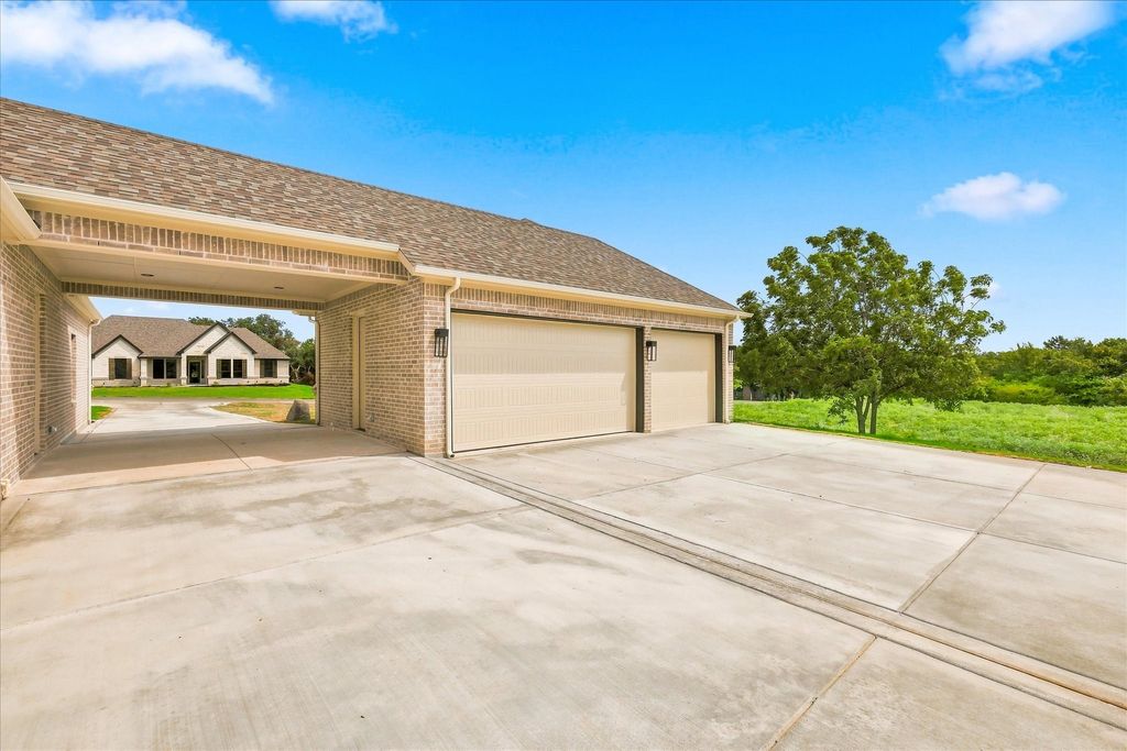 1005 Andy Ranch Court, Azle, TX 76020 — photo 4