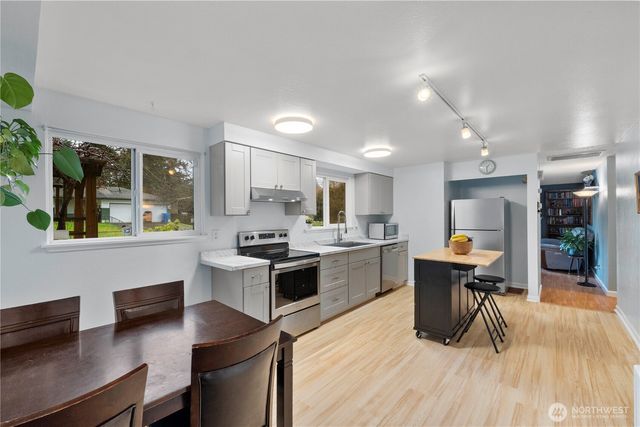 14810 73rd Avenue E, Puyallup, WA 98375