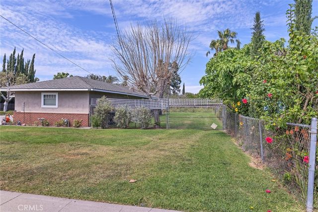 1721 W Palmyra, Orange, CA 92868