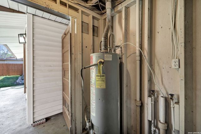 331 Saipan Pl, San Antonio, TX 78221