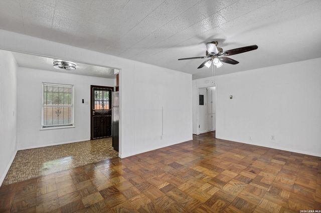 331 Saipan Pl, San Antonio, TX 78221