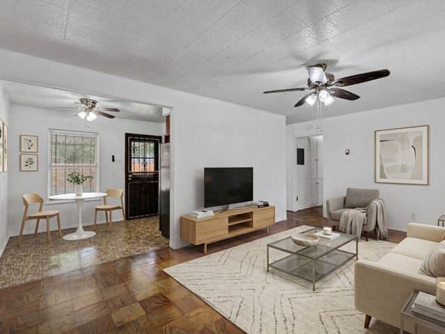 331 Saipan Pl, San Antonio, TX 78221